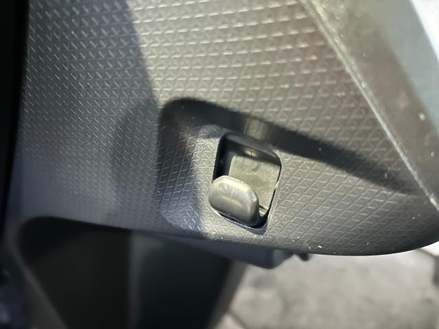 タント ファンクロス　ナビ　ドラレコ　ＥＴＣ　プッシュボタンスタ－ト　両側電動スライドドア　コ－ナ－センサ－　アイドリングストップ機能　衝突被害軽減ブレーキ　パノラマモニタ－（31枚目）