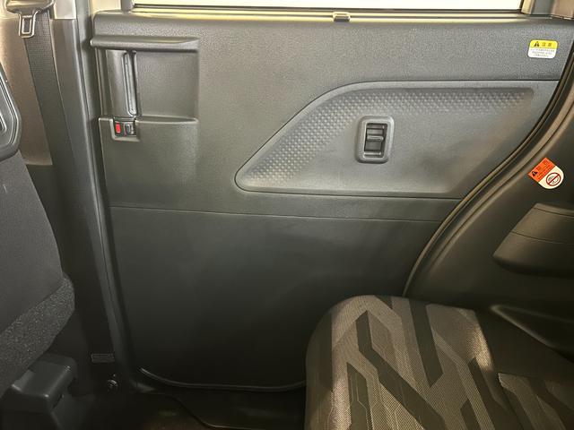 タント ファンクロス　ナビ　ドラレコ　ＥＴＣ　プッシュボタンスタ－ト　両側電動スライドドア　コ－ナ－センサ－　アイドリングストップ機能　衝突被害軽減ブレーキ　パノラマモニタ－（45枚目）