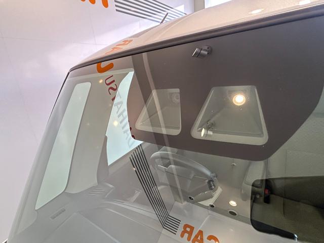 タント Ｘ　パノラマモニタ－対応　電動パーキング　片側電動スライドドア　プッシュボタンスタ－ト　コ－ナ－センサ－　衝突被害軽減ブレーキ　アイドリングストップ機能　シ－トヒ－タ－　ＬＥＤヘッドライト（6枚目）