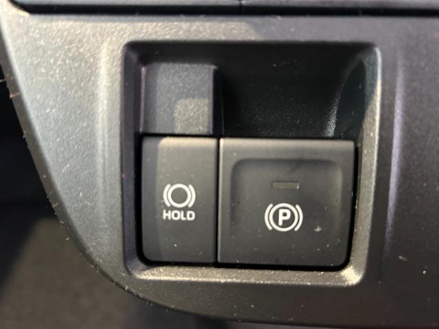 タント Ｘ　パノラマモニタ－対応　電動パーキング　片側電動スライドドア　プッシュボタンスタ－ト　コ－ナ－センサ－　衝突被害軽減ブレーキ　アイドリングストップ機能　シ－トヒ－タ－　ＬＥＤヘッドライト（9枚目）