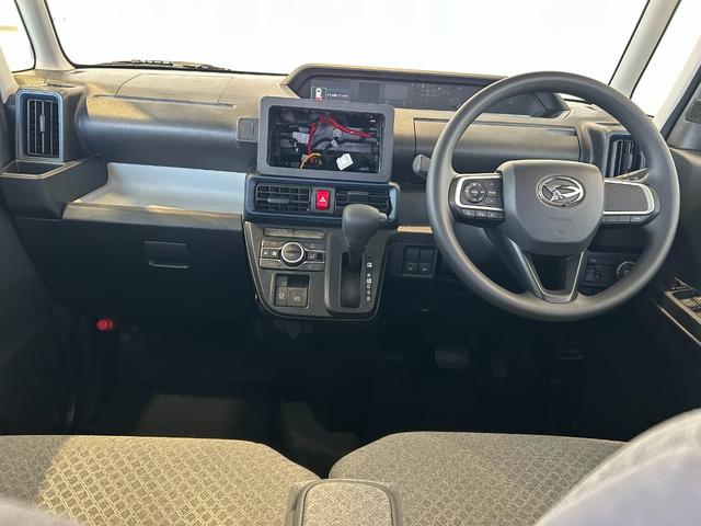 タント Ｘ　パノラマモニタ－対応　電動パーキング　片側電動スライドドア　プッシュボタンスタ－ト　コ－ナ－センサ－　衝突被害軽減ブレーキ　アイドリングストップ機能　シ－トヒ－タ－　ＬＥＤヘッドライト（17枚目）