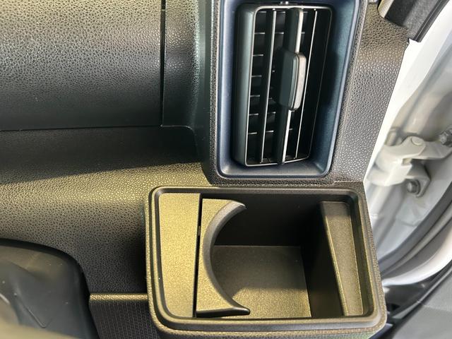 タント Ｘ　パノラマモニタ－対応　電動パーキング　片側電動スライドドア　プッシュボタンスタ－ト　コ－ナ－センサ－　衝突被害軽減ブレーキ　アイドリングストップ機能　シ－トヒ－タ－　ＬＥＤヘッドライト（19枚目）