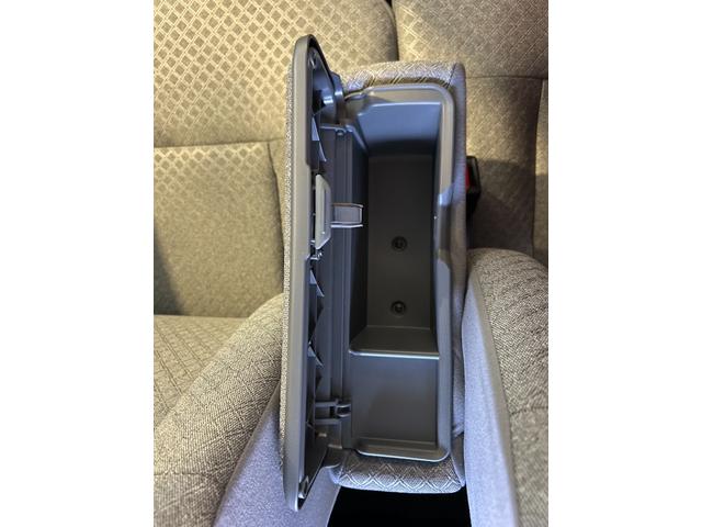 タント Ｘ　パノラマモニタ－対応　電動パーキング　片側電動スライドドア　プッシュボタンスタ－ト　コ－ナ－センサ－　衝突被害軽減ブレーキ　アイドリングストップ機能　シ－トヒ－タ－　ＬＥＤヘッドライト（23枚目）