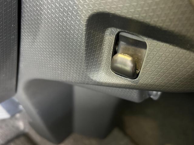 タント Ｘ　パノラマモニタ－対応　電動パーキング　片側電動スライドドア　プッシュボタンスタ－ト　コ－ナ－センサ－　衝突被害軽減ブレーキ　アイドリングストップ機能　シ－トヒ－タ－　ＬＥＤヘッドライト（27枚目）