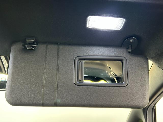 ヴォクシー ハイブリッドZS 煌II ナビ ETC プッシュボタンスタ-ト 衝突被害軽減ブレーキ 両側電動スライドドア シ-トヒ-タ- バックカメラ 3列シ-ト ハイブリッド LEDヘッドライト(24枚目)