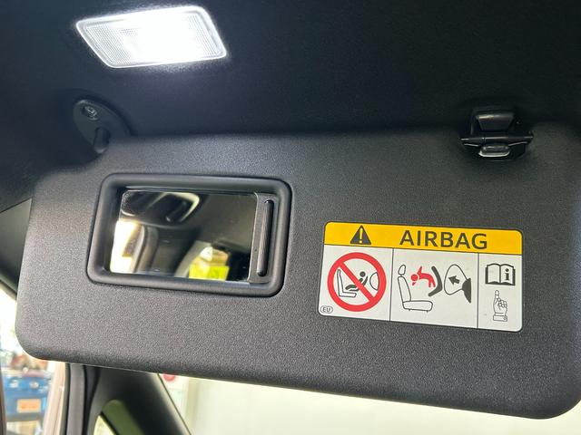 ヴォクシー ハイブリッドZS 煌II ナビ ETC プッシュボタンスタ-ト 衝突被害軽減ブレーキ 両側電動スライドドア シ-トヒ-タ- バックカメラ 3列シ-ト ハイブリッド LEDヘッドライト(25枚目)