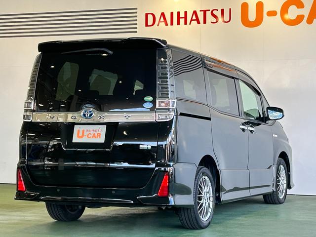 ヴォクシー ハイブリッドZS 煌II ナビ ETC プッシュボタンスタ-ト 衝突被害軽減ブレーキ 両側電動スライドドア シ-トヒ-タ- バックカメラ 3列シ-ト ハイブリッド LEDヘッドライト(42枚目)