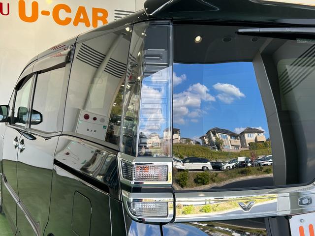 ヴォクシー ハイブリッドZS 煌II ナビ ETC プッシュボタンスタ-ト 衝突被害軽減ブレーキ 両側電動スライドドア シ-トヒ-タ- バックカメラ 3列シ-ト ハイブリッド LEDヘッドライト(45枚目)