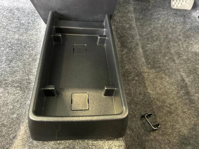 ミライース Ｘ　ＳＡＩＩＩ　コ－ナ－センサ－　オ－トハイビ－ム　アイドリングストップ機能　衝突被害軽減ブレーキ　ＬＥＤヘッドライト（14枚目）