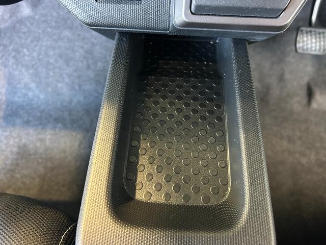 タフト Ｇ　ダーククロムベンチャー　バックカメラ対応　シ－トヒ－タ－　衝突被害軽減ブレーキ　コ－ナ－センサ－　アイドリングストップ機能　電動パーキング　ＬＥＤヘッドライト（20枚目）