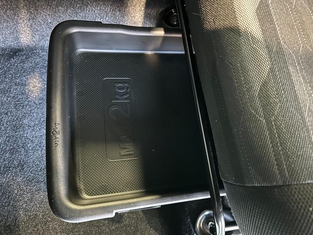 タフト Ｇ　ダーククロムベンチャー　バックカメラ対応　シ－トヒ－タ－　衝突被害軽減ブレーキ　コ－ナ－センサ－　アイドリングストップ機能　電動パーキング　ＬＥＤヘッドライト（38枚目）