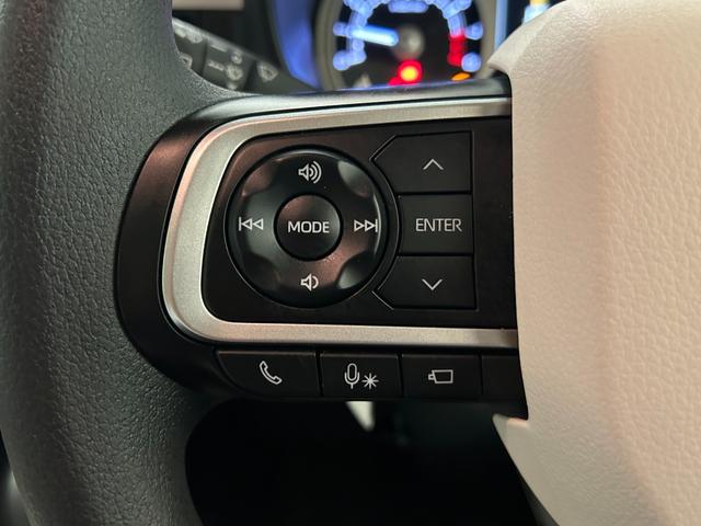 ムーヴキャンバス ストライプスＧ　電動パーキング　プッシュボタンスタ－ト　両側電動スライドドア　コ－ナ－センサ－　衝突被害軽減ブレーキ　アイドリングストップ機能　シ－トヒ－タ－　パノラマモニタ－対応　ＬＥＤヘッドライト（12枚目）