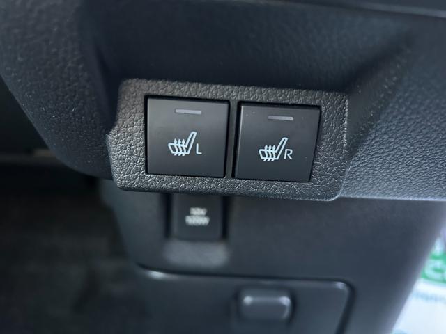 ムーヴキャンバス ストライプスＧ　電動パーキング　プッシュボタンスタ－ト　両側電動スライドドア　コ－ナ－センサ－　衝突被害軽減ブレーキ　アイドリングストップ機能　シ－トヒ－タ－　パノラマモニタ－対応　ＬＥＤヘッドライト（19枚目）