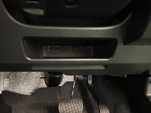 ムーヴキャンバス ストライプスＧ　電動パーキング　プッシュボタンスタ－ト　両側電動スライドドア　コ－ナ－センサ－　衝突被害軽減ブレーキ　アイドリングストップ機能　シ－トヒ－タ－　パノラマモニタ－対応　ＬＥＤヘッドライト（22枚目）