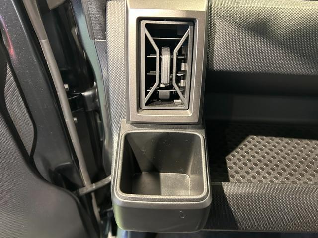 タフト Ｇターボ　ダーククロムベンチャー　バックカメラ対応　シ－トヒ－タ－　プッシュボタンスタ－ト　衝突被害軽減ブレーキ　コ－ナ－センサ－　アイドリングストップ機能　電動パーキング　全車速追従機能付ＡＣＣ　ＬＥＤヘッドライト（27枚目）