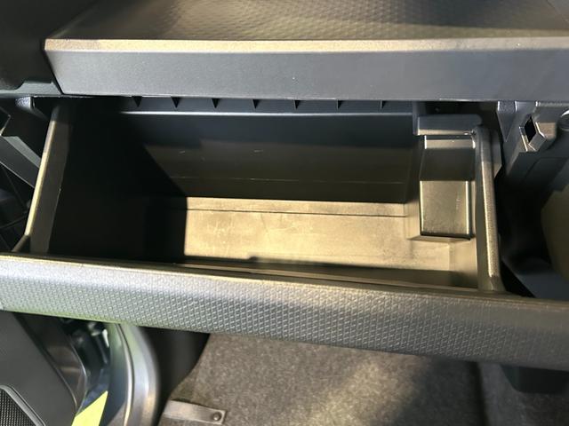 タント カスタムＸ　バックカメラ対応　両側電動スライドドア　衝突被害軽減ブレーキ　コ－ナ－センサ－　アイドリングストップ機能　シ－トヒ－タ－　電動パーキング　ＬＥＤヘッドライト　キーフリ－　アルミホイール（22枚目）