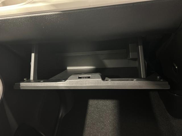 ムーヴキャンバス ストライプスＧ　ナビ　ドラレコ　電動パーキング　プッシュボタンスタ－ト　両側電動スライドドア　衝突被害軽減ブレーキ　コ－ナ－センサ－　アイドリングストップ機能　シ－トヒ－タ－　パノラマモニタ－　ＬＥＤヘッドライト（26枚目）