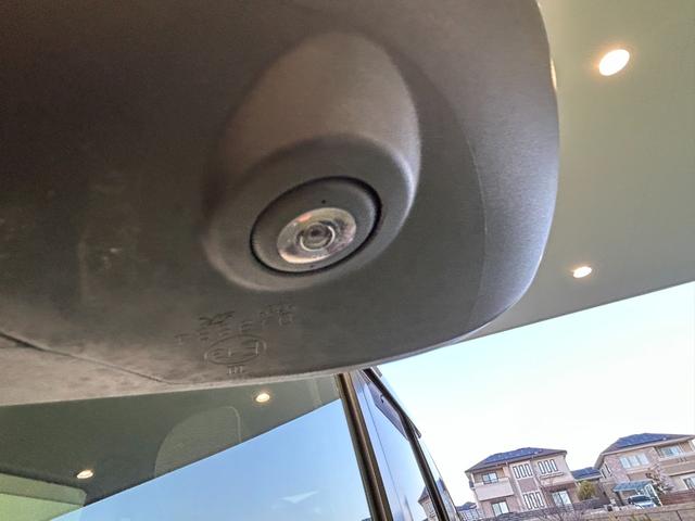 ムーヴキャンバス ストライプスＧ　ナビ　ドラレコ　電動パーキング　プッシュボタンスタ－ト　衝突被害軽減ブレーキ　コ－ナ－センサ－　アイドリングストップ機能　シ－トヒ－タ－　パノラマモニタ－（8枚目）