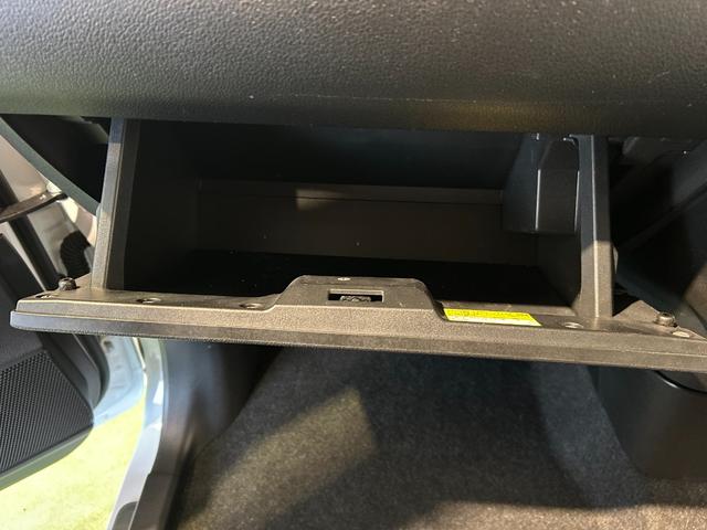 ムーヴキャンバス ストライプスＧ　ナビ　ドラレコ　電動パーキング　プッシュボタンスタ－ト　衝突被害軽減ブレーキ　コ－ナ－センサ－　アイドリングストップ機能　シ－トヒ－タ－　パノラマモニタ－（30枚目）