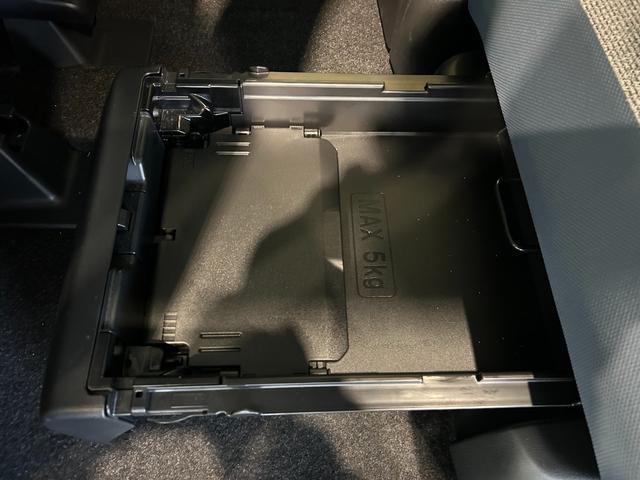 ムーヴキャンバス ストライプスＧ　ナビ　ドラレコ　電動パーキング　プッシュボタンスタ－ト　衝突被害軽減ブレーキ　コ－ナ－センサ－　アイドリングストップ機能　シ－トヒ－タ－　パノラマモニタ－（32枚目）