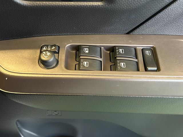 トール Ｇ　ナビ　ＥＴＣ　プッシュボタンスタ－ト　両側電動スライドドア　衝突被害軽減ブレーキ　アイドリングストップ機能　コ－ナ－センサ－　シ－トヒ－タ－　パノラマモニタ－（13枚目）