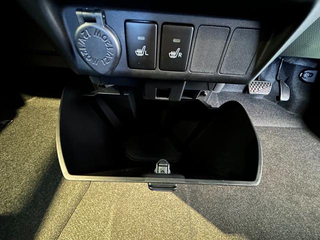 トール Ｇ　ナビ　ＥＴＣ　プッシュボタンスタ－ト　両側電動スライドドア　衝突被害軽減ブレーキ　アイドリングストップ機能　コ－ナ－センサ－　シ－トヒ－タ－　パノラマモニタ－（22枚目）