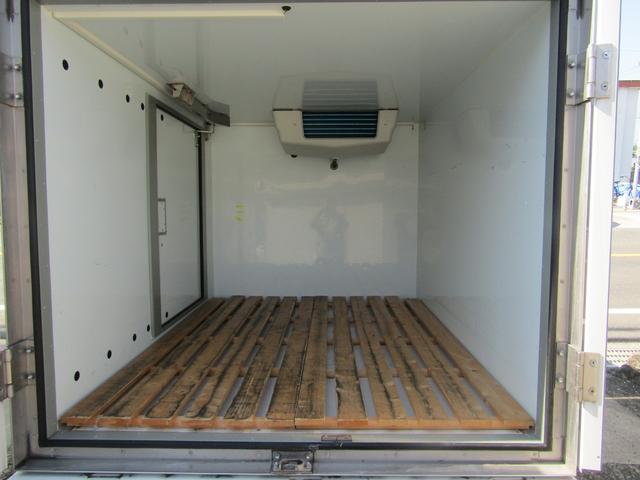 キャリイトラック 冷蔵冷凍車 1WAY オートマ エアコンコンプレッサー・ダイナモ交換済み パワーウインド キーレス -5度設定 -6度確認済み バックカメラ サーモンキング 冷凍  冷凍車 冷蔵車(18枚目)