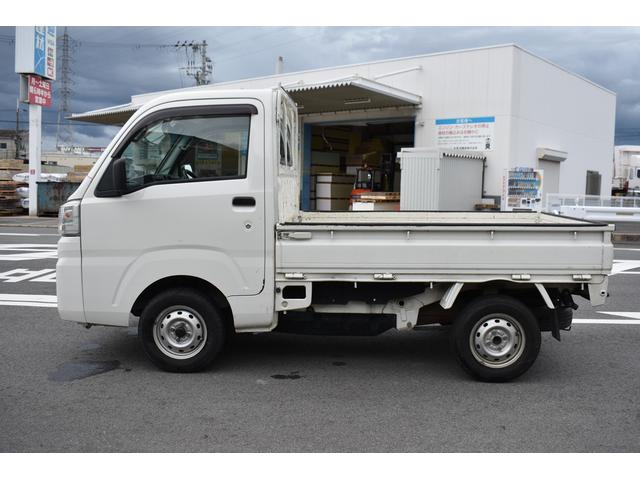 ハイゼットトラック スタンダード　エアコン　パワステ　５ＭＴ　社外ナビ　積載３５０ｋｇ　２ＷＤ　タイミングチェーン　エアバック　コンビニフック　エンジン型式ＫＦ（4枚目）