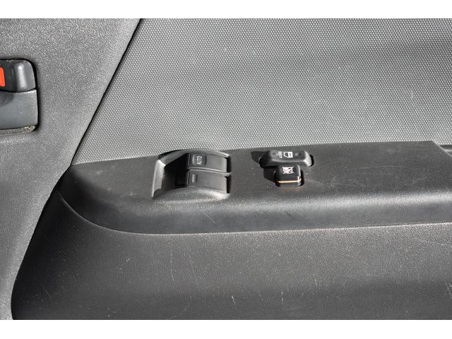 ハイエースコミューター スーパーロングGL 15人乗り ETC フルセグTVナビ バックカメラ パワースライドドア 最後列跳ね上げシート 電格ミラー フロントフォグランプ(6枚目)