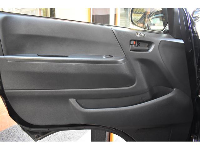 ハイエースコミューター スーパーロングGL 15人乗り ETC フルセグTVナビ バックカメラ パワースライドドア 最後列跳ね上げシート 電格ミラー フロントフォグランプ(7枚目)