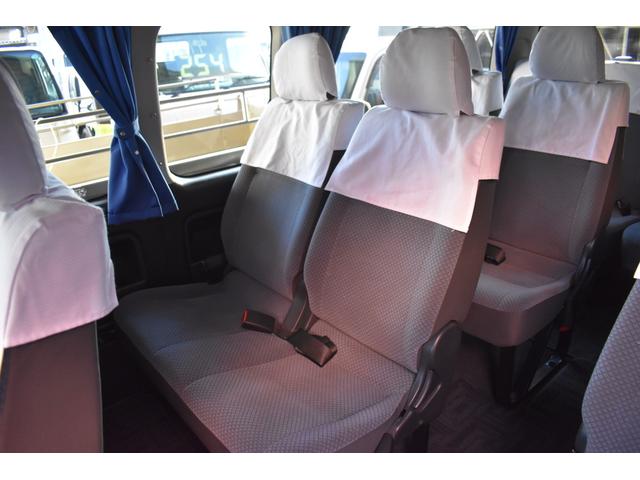 ハイエースコミューター スーパーロングGL 15人乗り ETC フルセグTVナビ バックカメラ パワースライドドア 最後列跳ね上げシート 電格ミラー フロントフォグランプ(14枚目)