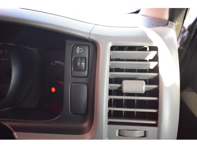 ハイエースコミューター スーパーロングGL 15人乗り ETC フルセグTVナビ バックカメラ パワースライドドア 最後列跳ね上げシート 電格ミラー フロントフォグランプ(19枚目)