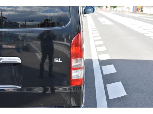 ハイエースコミューター スーパーロングGL 15人乗り ETC フルセグTVナビ バックカメラ パワースライドドア 最後列跳ね上げシート 電格ミラー フロントフォグランプ(40枚目)