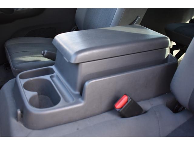 ボンゴバン ＧＬ　積載７５０ｋｇ　ＡＴ　車両総重量２２３０ｋｇ　社外ナビ　Ｂｌｕｅｔｏｏｔｈ対応　ＥＴＣ　ドライブレコーダー　ＴＶ　５人乗り（8枚目）