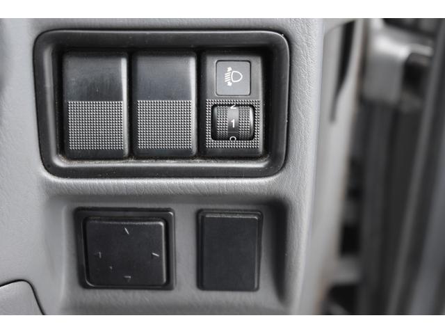 ボンゴバン ＧＬ　積載７５０ｋｇ　ＡＴ　車両総重量２２３０ｋｇ　社外ナビ　Ｂｌｕｅｔｏｏｔｈ対応　ＥＴＣ　ドライブレコーダー　ＴＶ　５人乗り（10枚目）