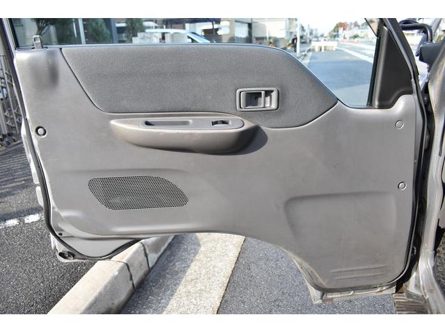 ボンゴバン ＧＬ　積載７５０ｋｇ　ＡＴ　車両総重量２２３０ｋｇ　社外ナビ　Ｂｌｕｅｔｏｏｔｈ対応　ＥＴＣ　ドライブレコーダー　ＴＶ　５人乗り（17枚目）