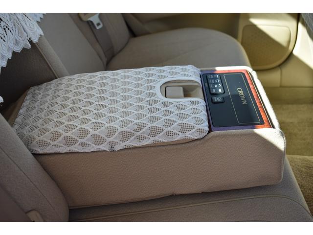 クラウン ロイヤルサルーン　ＥＴＣ　ドライブレコーダー　クルーズコントロール　電格ミラー　ハンズフリー　プッシュスタート　５名乗車　ＡＴ　助手席・サイドエアバック（32枚目）