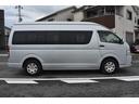 TOYOTA HIACE COMMUTER