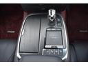 ＬＳ５００ｈ　エグゼクティブ　レクサスＬＳ５００ｈ　エグゼクティブ　後期型　　サンルーフ　クリスタルシフト　３Ｄマークレビンソン　エアサスコントローラー　２０インチクレンツェシュリット　リアモニター　レザーカットオーナメントパネル（32枚目）