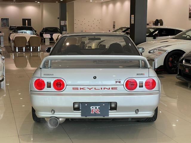 ＧＴ－Ｒ　後期モデル　ワンオーナー　ＢＢＳアルミホイール　ＮＩＳＭＯメーター交換記録有り　フロントＮＩＳＭＯエアロ　記録簿(27枚目)