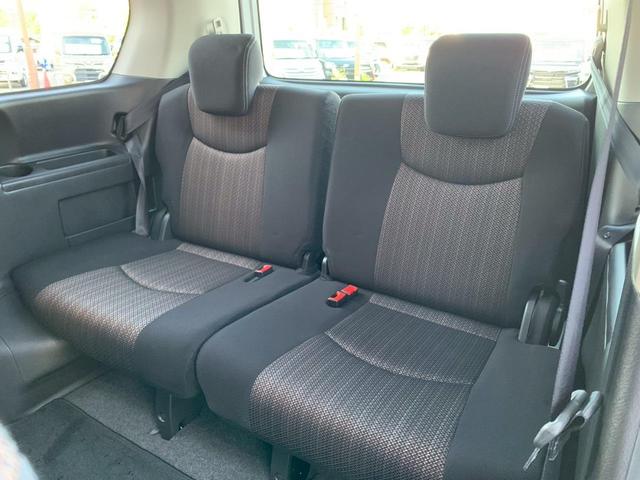 セレナ ハイウェイスター　Ｖセレ＋セーフティ　ＳＨＶ　Ａセフ　純正９インチナビ　後席モニター　アラウンドビュ　ＥＴＣ　両側電動スライドドア　アドバンスドセーフティＰＫＧ　エマブレ　１６インチＡＷ　ＬＥＤヘッドライト　後席オートエアコン　クルーズコントロール（17枚目）
