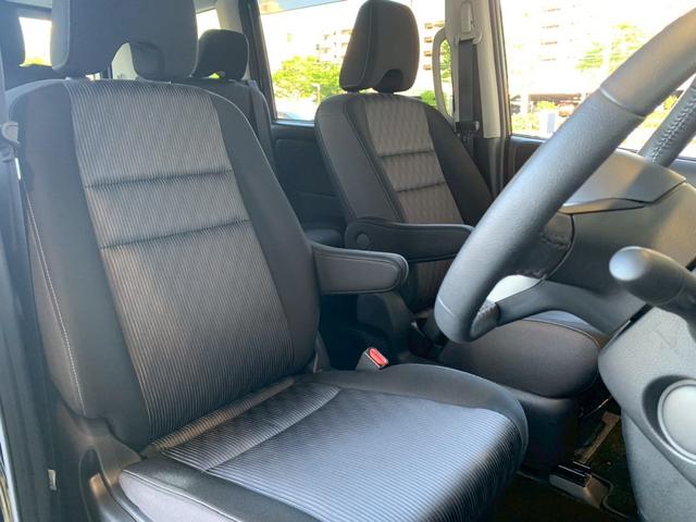 セレナ ハイウェイスターＶ　１０インチナビＴＶ　後席モニタ　前後ドラレコ　ＥＴＣ２．０　プロパイロット　アラウンドビュー　両側電動スライドドア　デジタルルームミラー　ハイビームアシスト　ＬＥＤヘッドライト（17枚目）