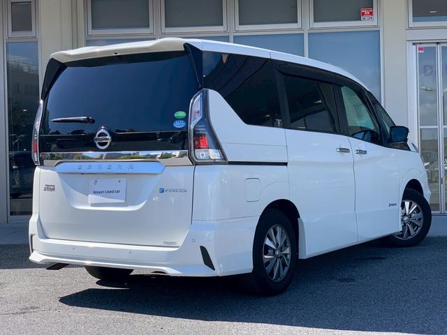 セレナ ｅ－パワー　ハイウェイスターＶ　９型ナビ　プロパイ　全周囲Ｍ　寒冷地仕様　デジタルルームミラ　シートヒータ　ステアリングヒータ　リアオートエアコン　電動パーキング　両側電動スライドドア　ＬＥＤヘッドライト（2枚目）