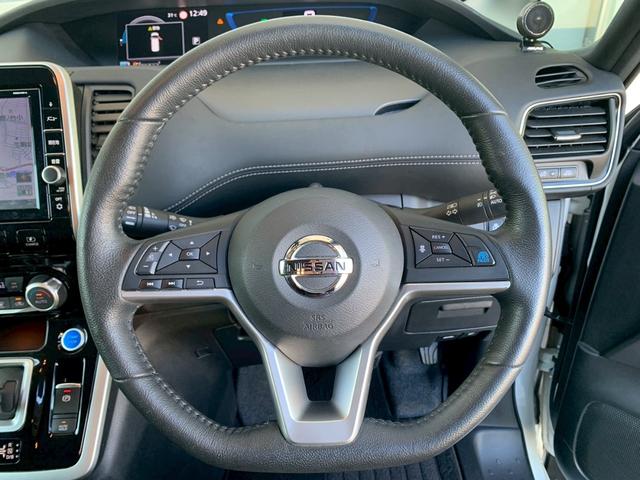 セレナ ｅ－パワー　ハイウェイスターＶ　９型ナビ　プロパイ　全周囲Ｍ　寒冷地仕様　デジタルルームミラ　シートヒータ　ステアリングヒータ　リアオートエアコン　電動パーキング　両側電動スライドドア　ＬＥＤヘッドライト（17枚目）