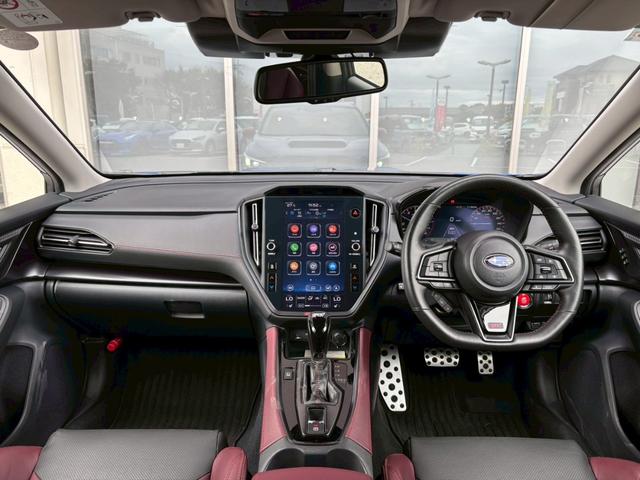 レヴォーグ ＳＴＩスポーツ　ＥＸ　ＳＴＩエアロＦ．Ｓ．Ｒ　純正１１．６インチナビ　ＥＴＣ　ドラレコ　バック／サイドカメラ　追従機能クルーズコントロール　アイサイト　プリクラッシュブレーキ　誤発進抑制制御　レーンキープアシスト（6枚目）