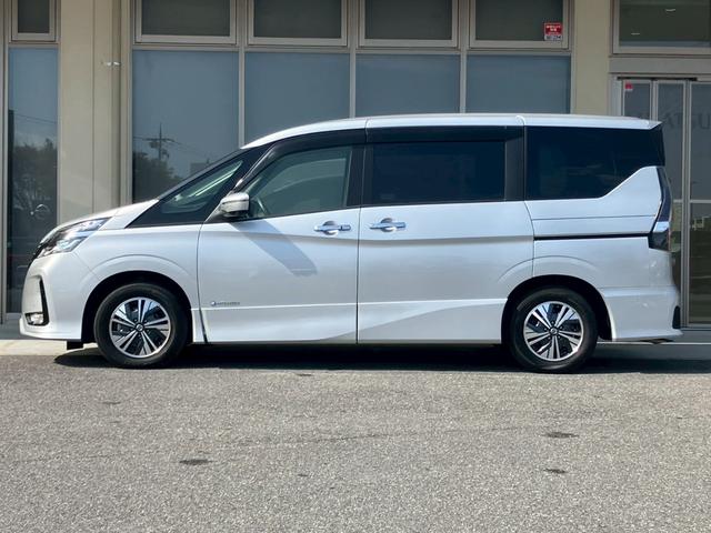 セレナ ｅ－パワー　ハイウェイスターＶ　１オナ　プロパイ　１０型純正ナビ　後席Ｍ　ドラレコ前後　ＥＴＣ　２．０　アラウンドビュ　フルセグ　純正１５インチＡＷ　デジタルミラ　ＬＥＤヘッドライト　ＬＥＤフォグ　衝突軽減ブレーキ　踏み間違い防止（33枚目）