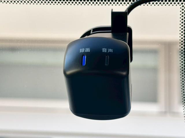 セレナ e-パワー ハイウェイスターV 後席モニター ドラレコ ETC  プロパイ アラモニ デジタルミラー 純正10型ナビ 両側電動スライド 純正15型AW LEDヘッドライト LEDフォグ セーフティーP 衝突軽減装置 踏み間違い防止(9枚目)
