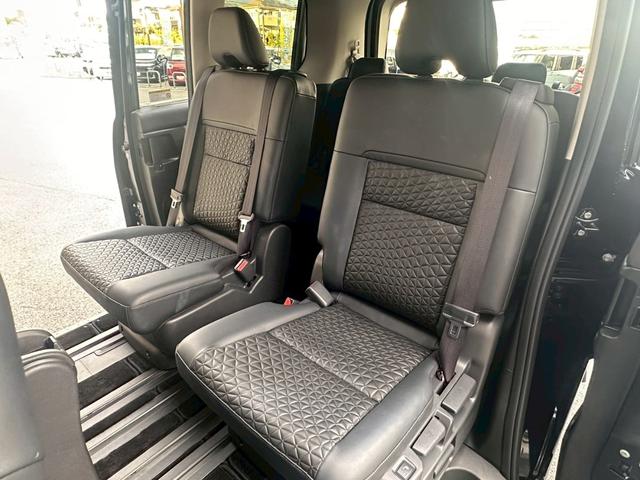 セレナ ｅ－パワー　ハイウェイスターＶ　１オナ　防水シート　１００Ｖ電源　ＥＴＣ　ドラレコ　ＮＣナビ　プロパイ　アラウンドビュー　デジタルミラー　バンパーイルミ　アダプティブＬＥＤヘッドライト　　ＬＥＤフォグ　ＳＯＳコール　純正１６型ＡＷ（23枚目）