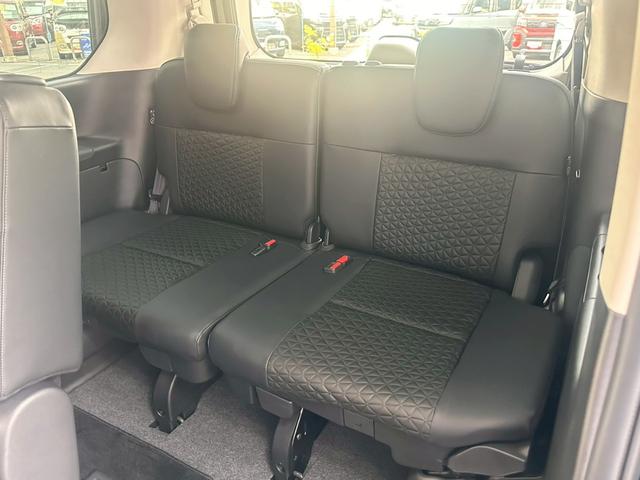 セレナ ｅ－パワー　ハイウェイスターＶ　１オナ　防水シート　１００Ｖ電源　ＥＴＣ　ドラレコ　ＮＣナビ　プロパイ　アラウンドビュー　デジタルミラー　バンパーイルミ　アダプティブＬＥＤヘッドライト　　ＬＥＤフォグ　ＳＯＳコール　純正１６型ＡＷ（24枚目）