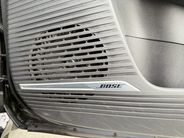 オーラ G FOUR レザーエディション 1オナ 革シート 4WD ETC2.0   ドラレコ BOSEサウンド シートヒータ ハンドルヒータ アラモニ デジタルミラー  NCナビ プロパイ LEDヘッドライト LEDフォグ ワイヤレス充電(11枚目)